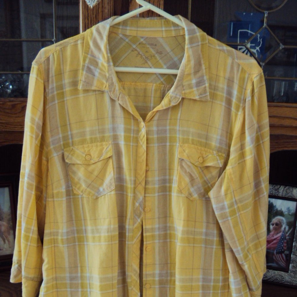 Sonoma Lifestyle 3/4 Sleeve Button Down Shirt XL